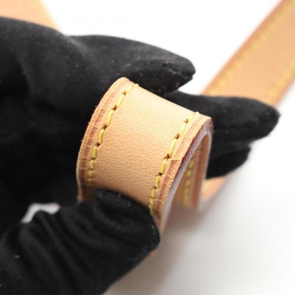 LOUIS VUITTON Brown Monogram Leather Shoulder Bag - Picture 9 of 10